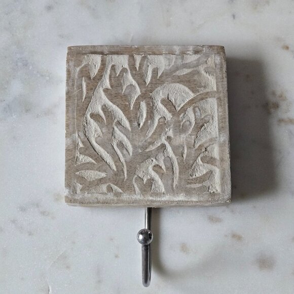 Handmade in India block with hook - Picture 1 of 4
